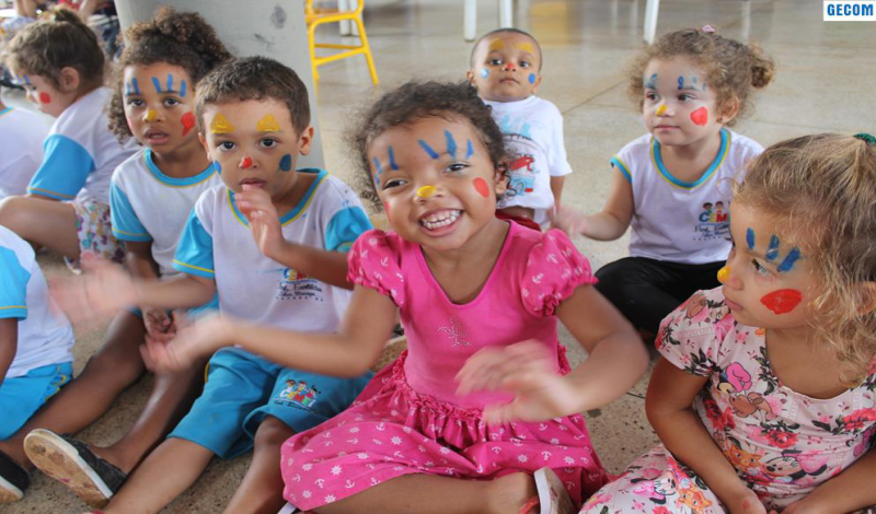 Imagem destaque notícia  DIA DO CIRCO PROPORCIONA ALEGRIA E DIVERS&Atilde;O PARA ALUNOS DO CEMEI EROTILDES