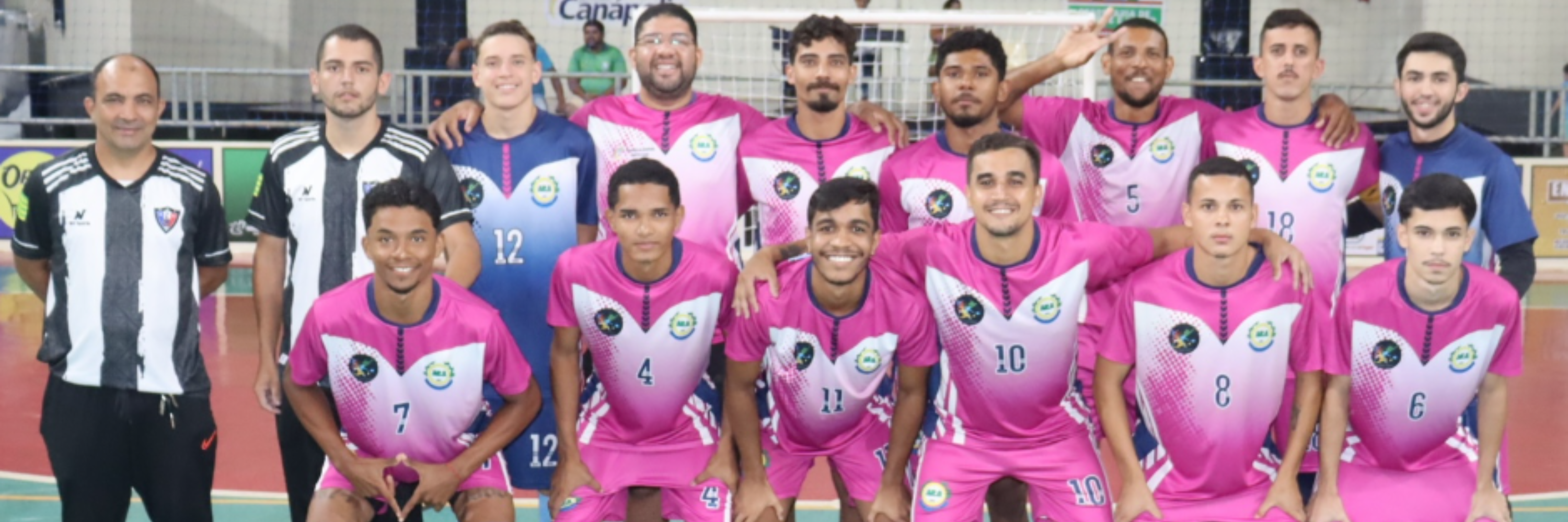 Imagem destaque notícia ARAPORÃ FUTSAL VENCE SEU PRIMEIRO JOGO NO CAMPEONATO REGIONAL DE CANÁPOLIS