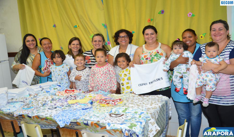 Imagem destaque notícia Prefeitura e SEMEC entregam pijamas e tolhas para CEMEI Erotildes Silva Menezes